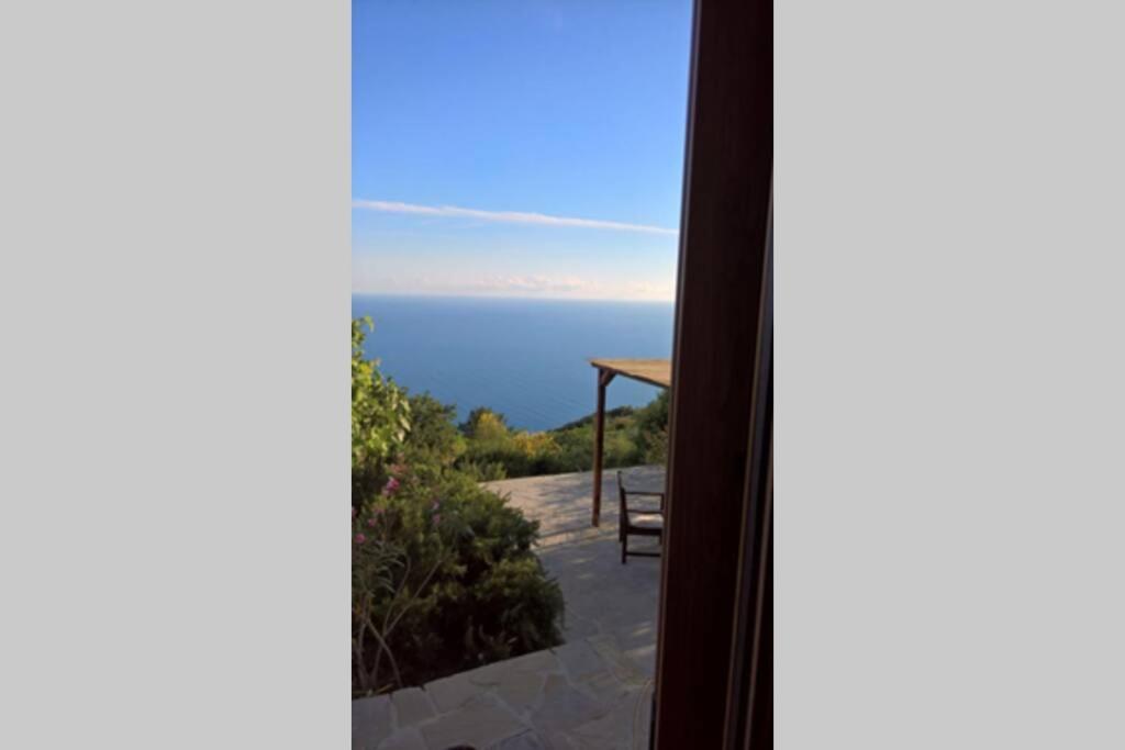 Pietra Fiorita Cottage Pisciotta Eksteriør bilde
